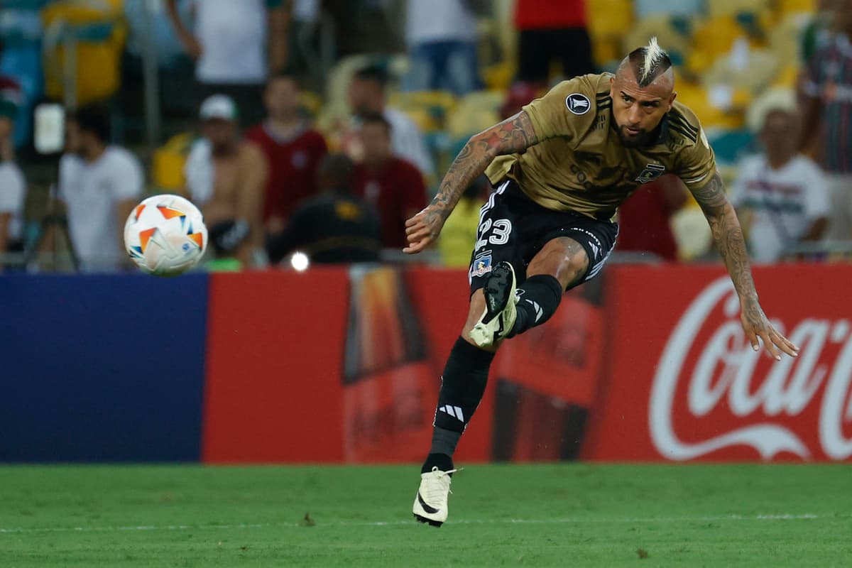 «Da tristeza y rabia no poder estar», dice el chileno Arturo Vidal ante su ausencia en Copa América