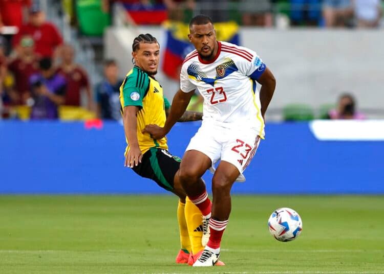 Venezolano Salomón Rondón: «Contento por lo de hoy, pero ya pensando en Canadá»