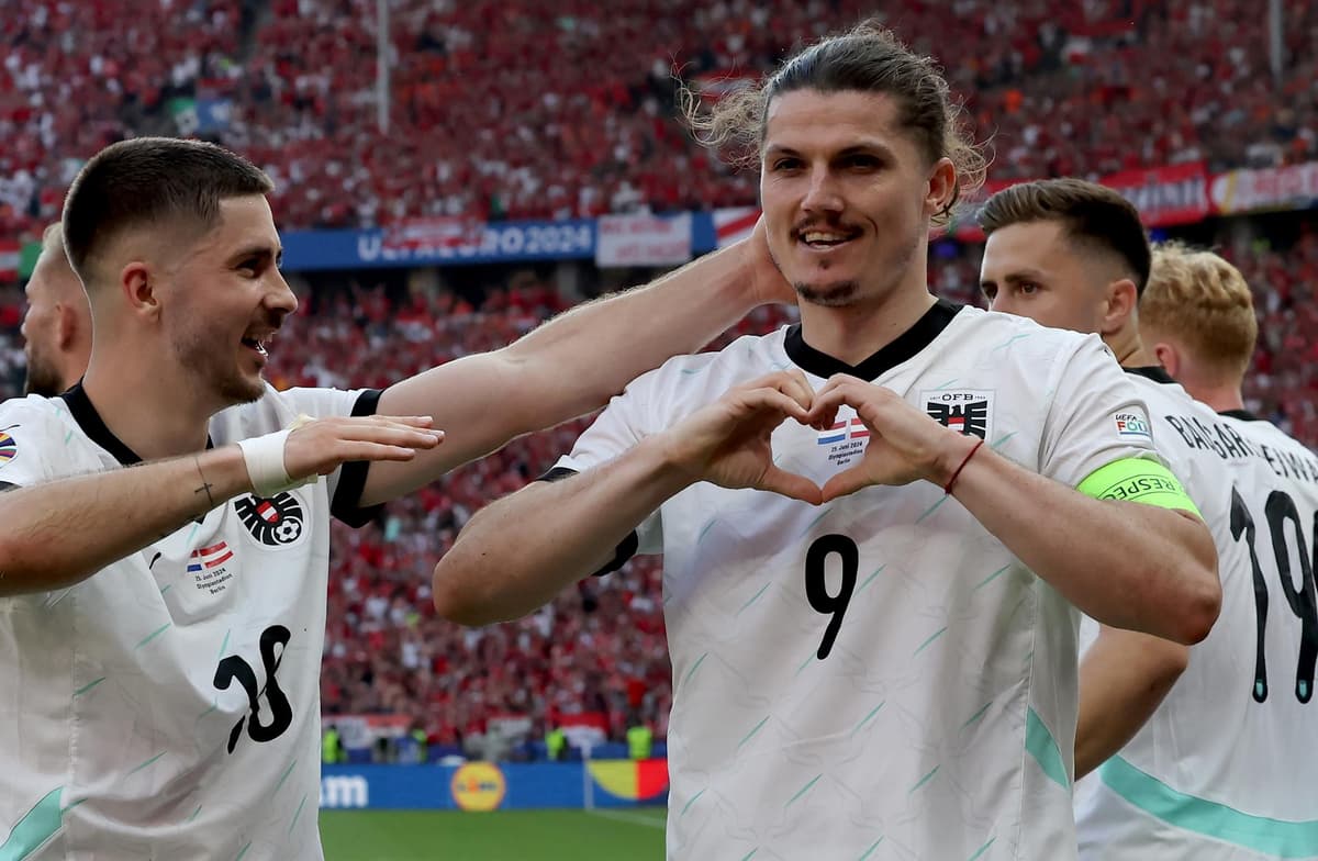 2-3. Sabitzer da el primer puesto del Grupo D a Austria