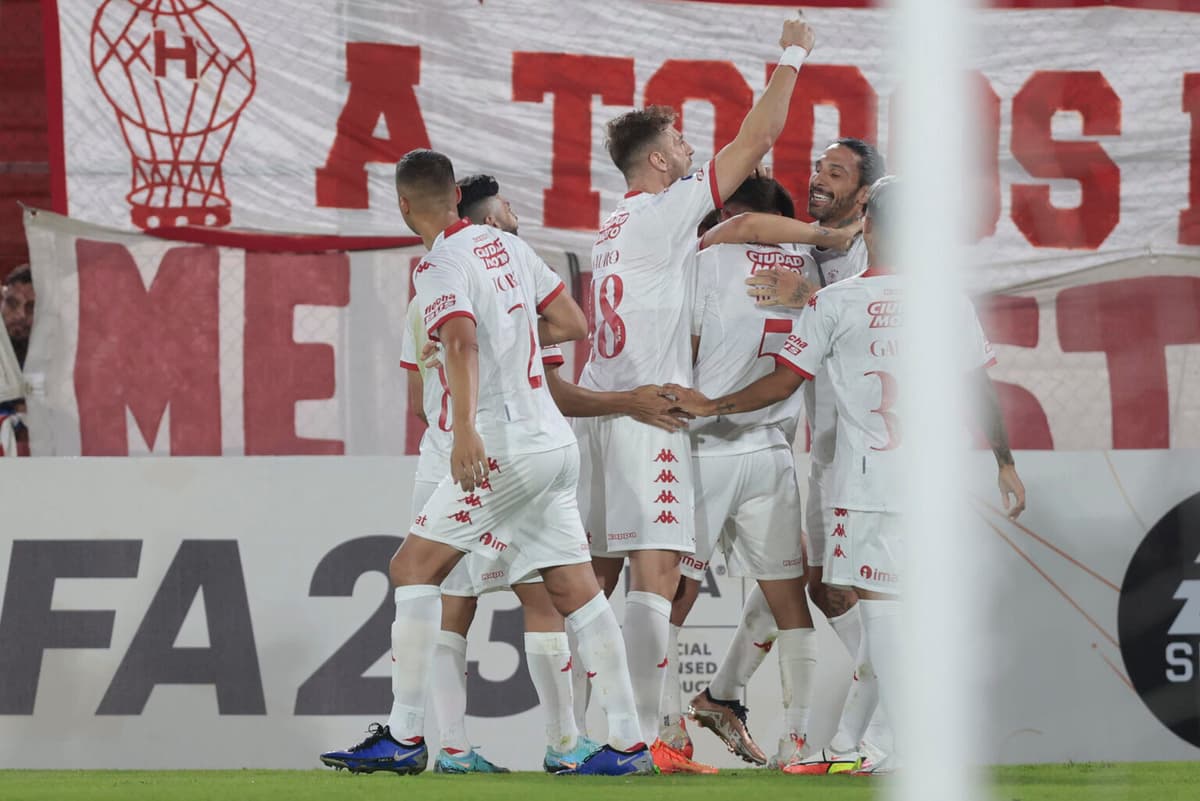 Huracán y Unión prolongan sus rachas y junto a Talleres llegan al parón como líderes del fútbol en Argentina