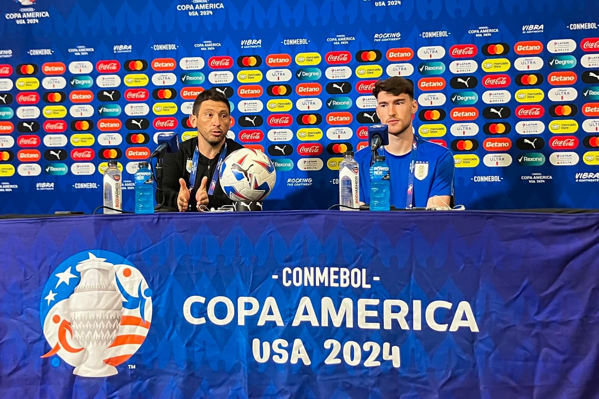 Diego Reyes, ayudante técnico de Uruguay: «Hay cero contacto posible» con Bielsa