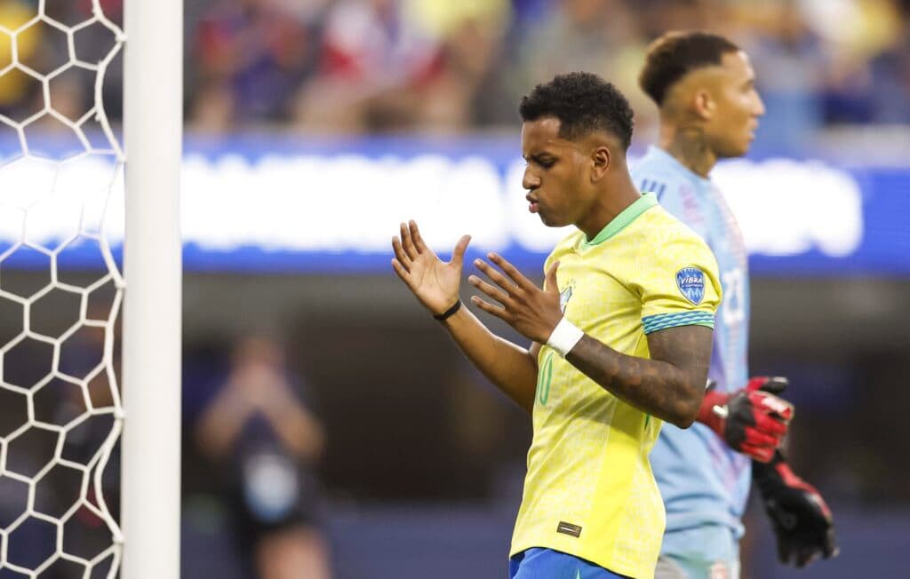 0-0. Costa Rica eclipsa el debut de Brasil con un ejercicio de resistencia