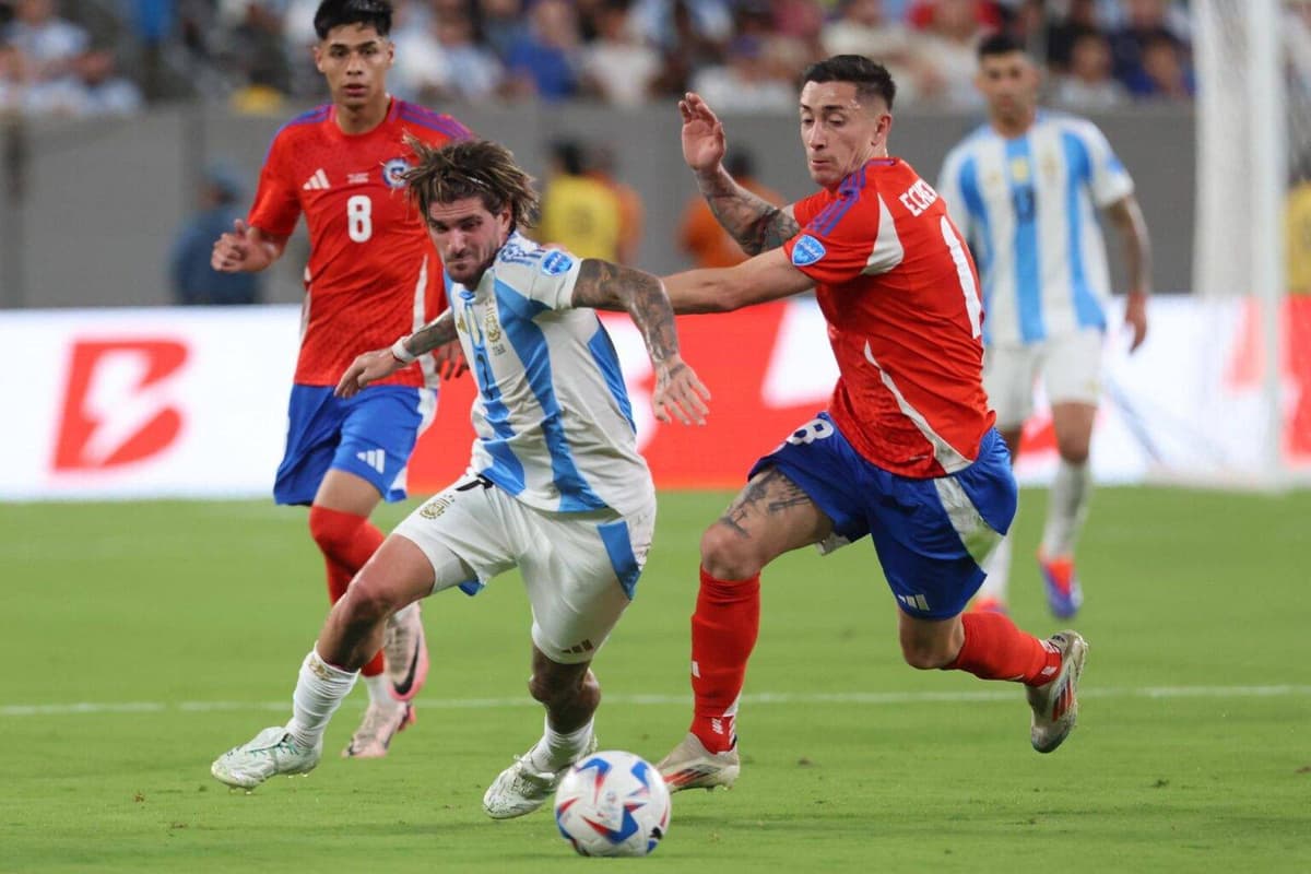 Rodrigo de Paul siente que los rivales cambiaron su estilo para enfrentar a Argentina