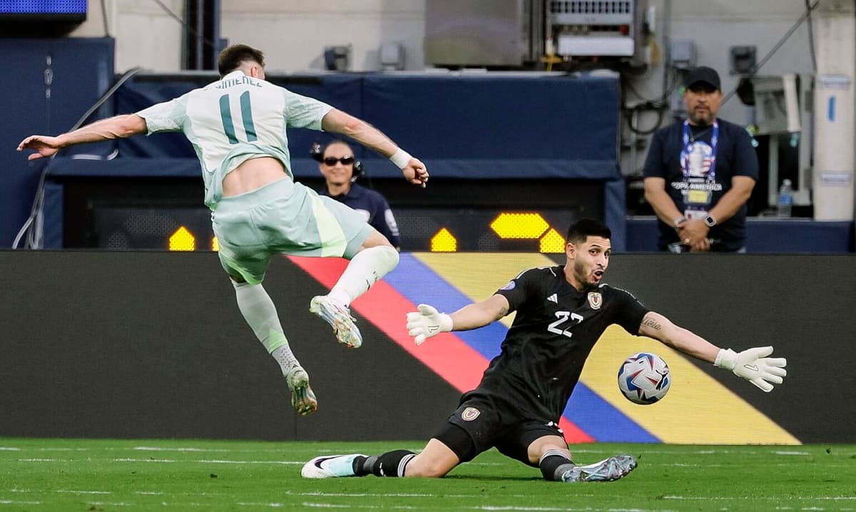 Los números de Rafael Romo, de vivir una pesadilla en la MLS a ser el héroe de Venezuela
