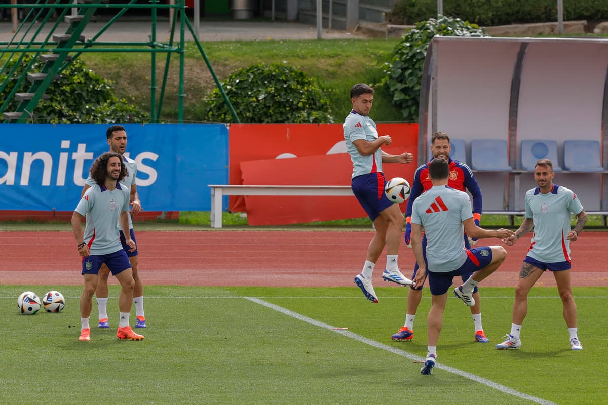 Cubarsí, Aleix García y Marcos Llorente, los descartes de De la Fuente para la Eurocopa
