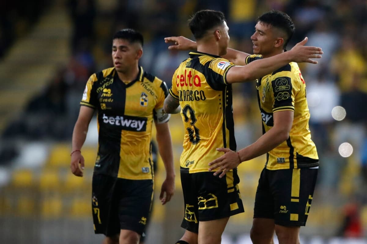 Argentinos, lideran al equipo sorpresa de Chile