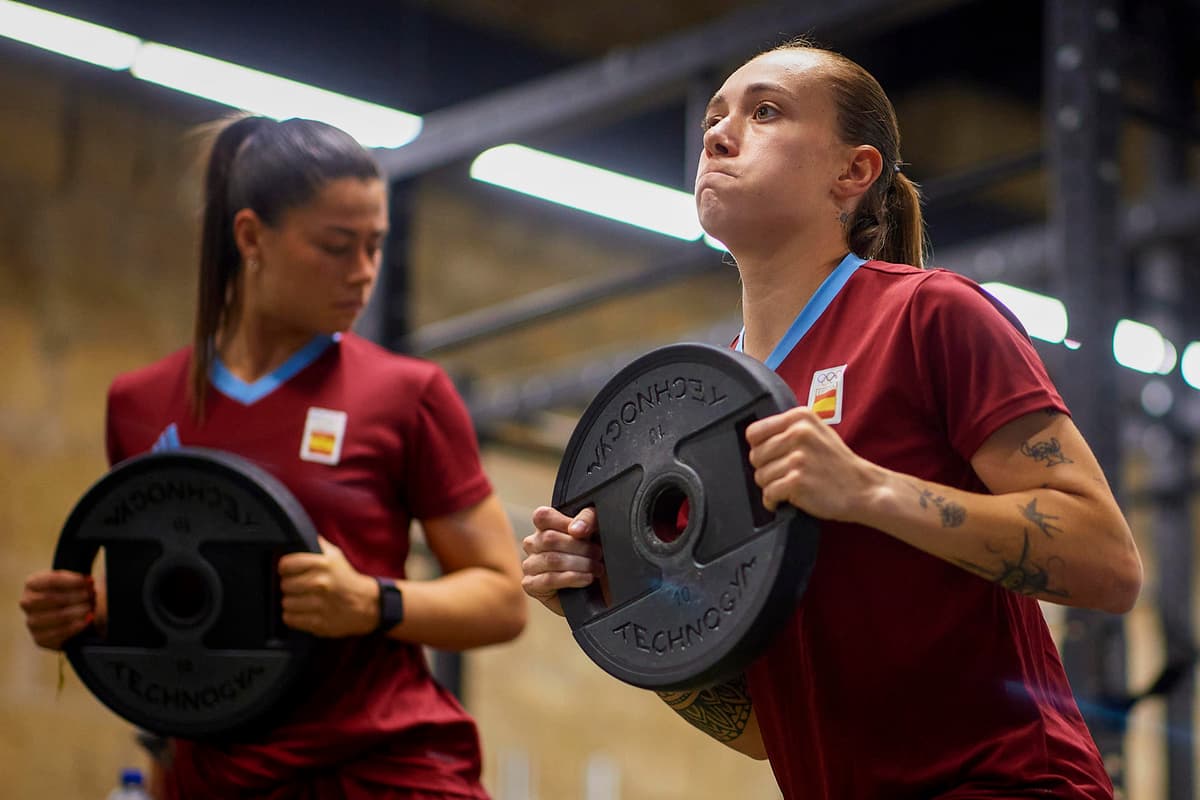 España busca el liderato de grupo ante la Brasil de Marta