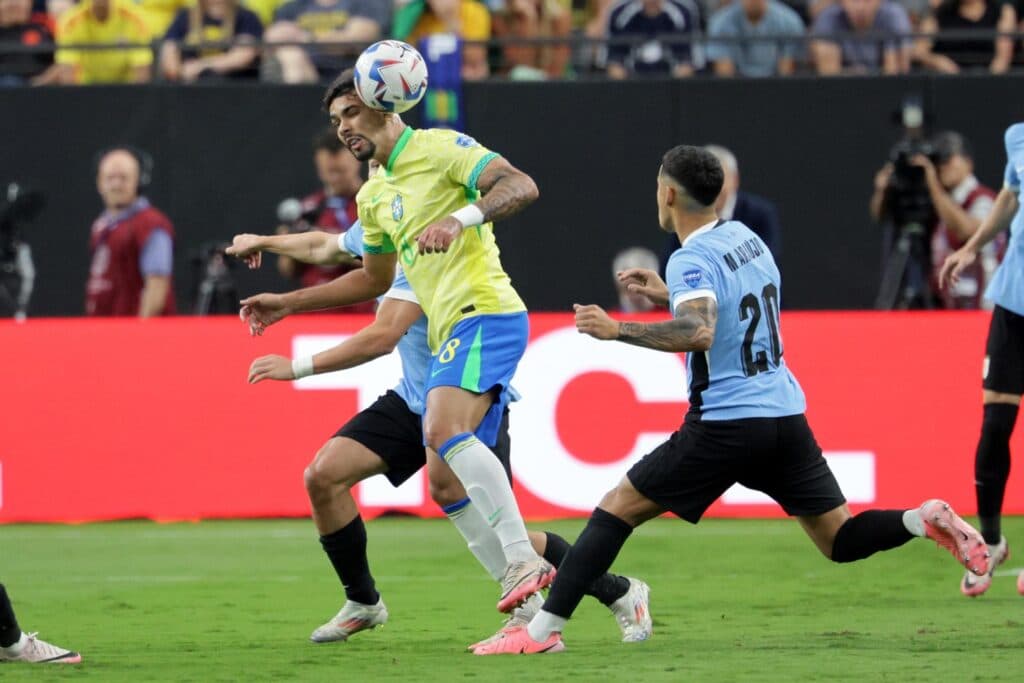 0-0 (4-2). Los penaltis premian la fe de Uruguay y sentencian a Brasil