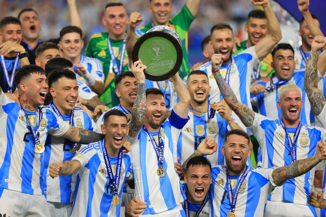 Argentina se consolida en la cabeza de la clasificación de la FIFA