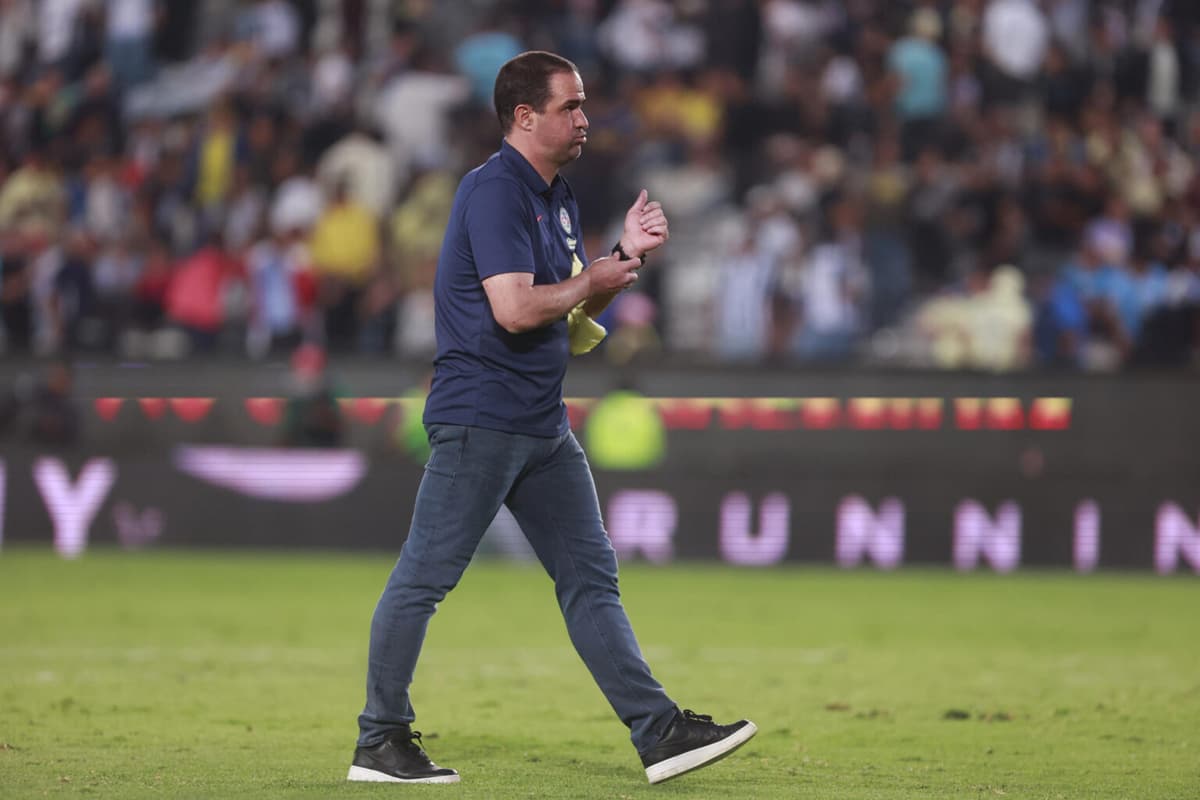 El América debe mantener el instinto de insatisfacción para ser tricampeón, dice el brasileño Jardine