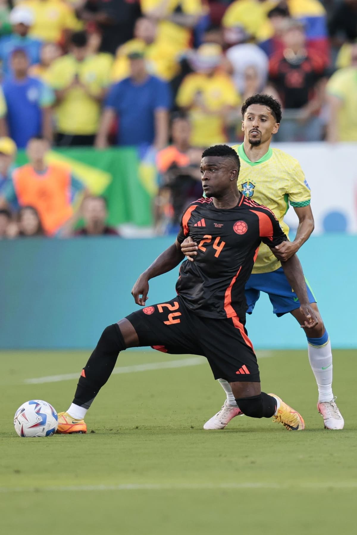 Brasileño Marquinhos: «Colombia vive un momento muy bueno»