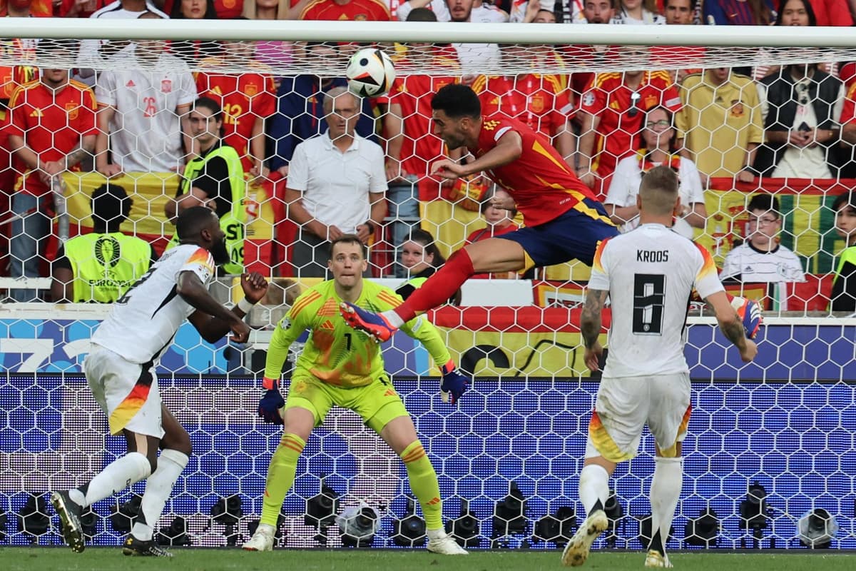 2-1. España derriba el muro
