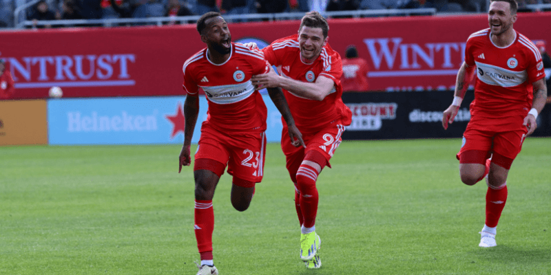 Con 9 latinos Chicago Fire tendrá “9 finales”