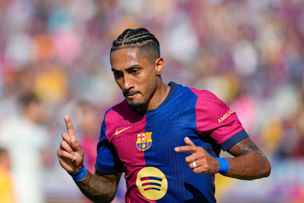 Dos brasileños titulares en Barcelona-Sevilla