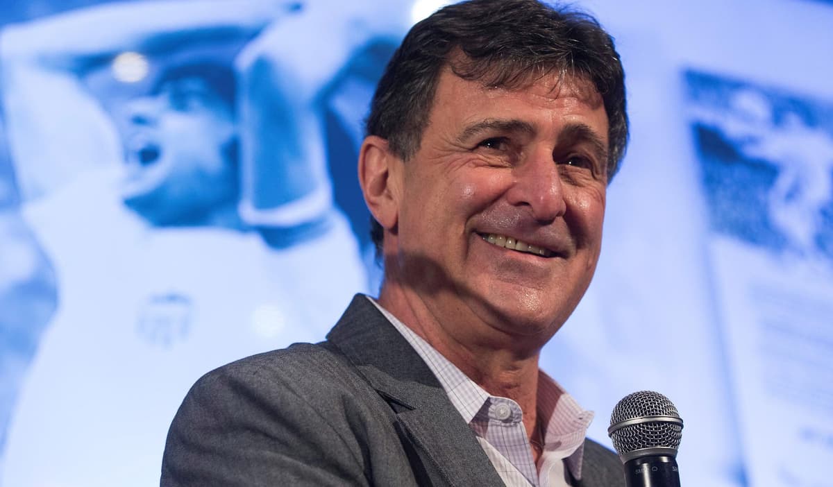 Argentino Mario Kempes pide a Lim dar «un paso al lado» para que el Valencia «no se pierda en la mediocridad»