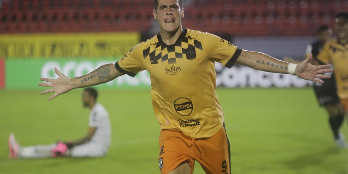 0-3. Águila de El Salvador golea al CAI y avanza a los cuartos de final en la Copa Centroamericana