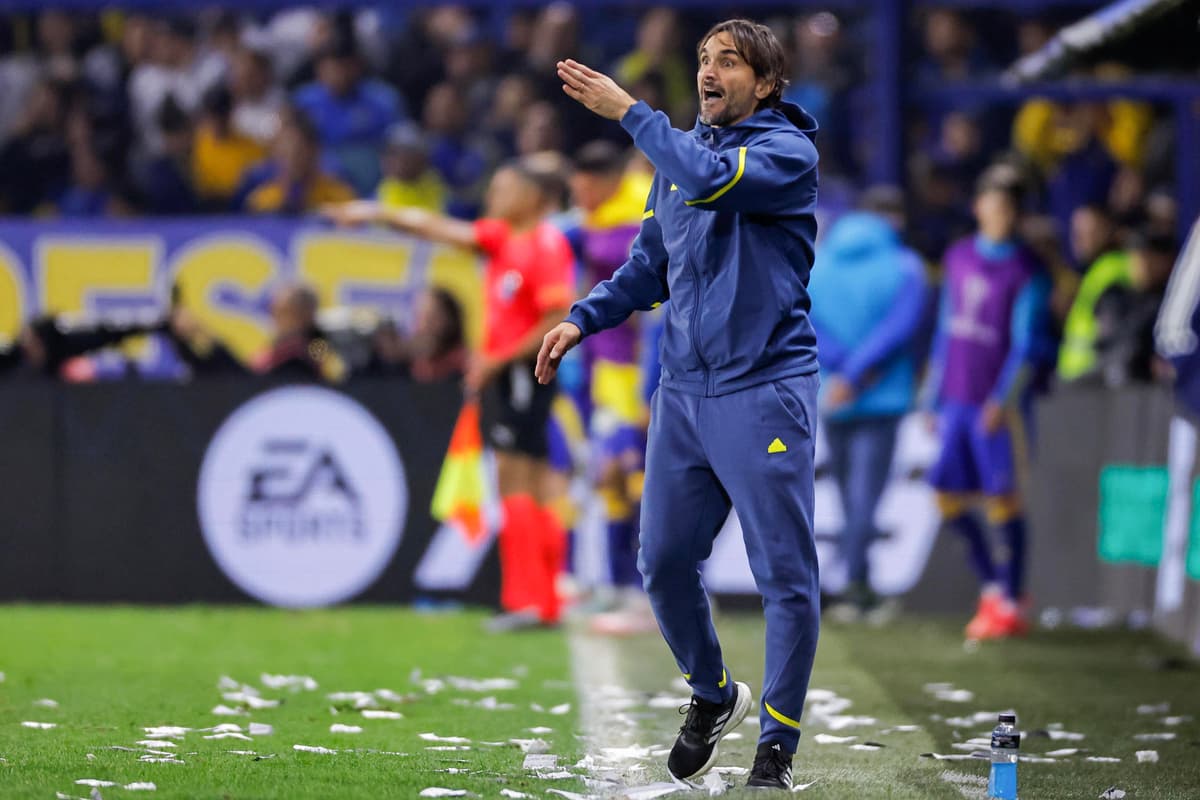 Con goles uruguayos Boca Juniors derrota a San Lorenzo y Huracán se mantiene como único líder del fútbol en Argentina