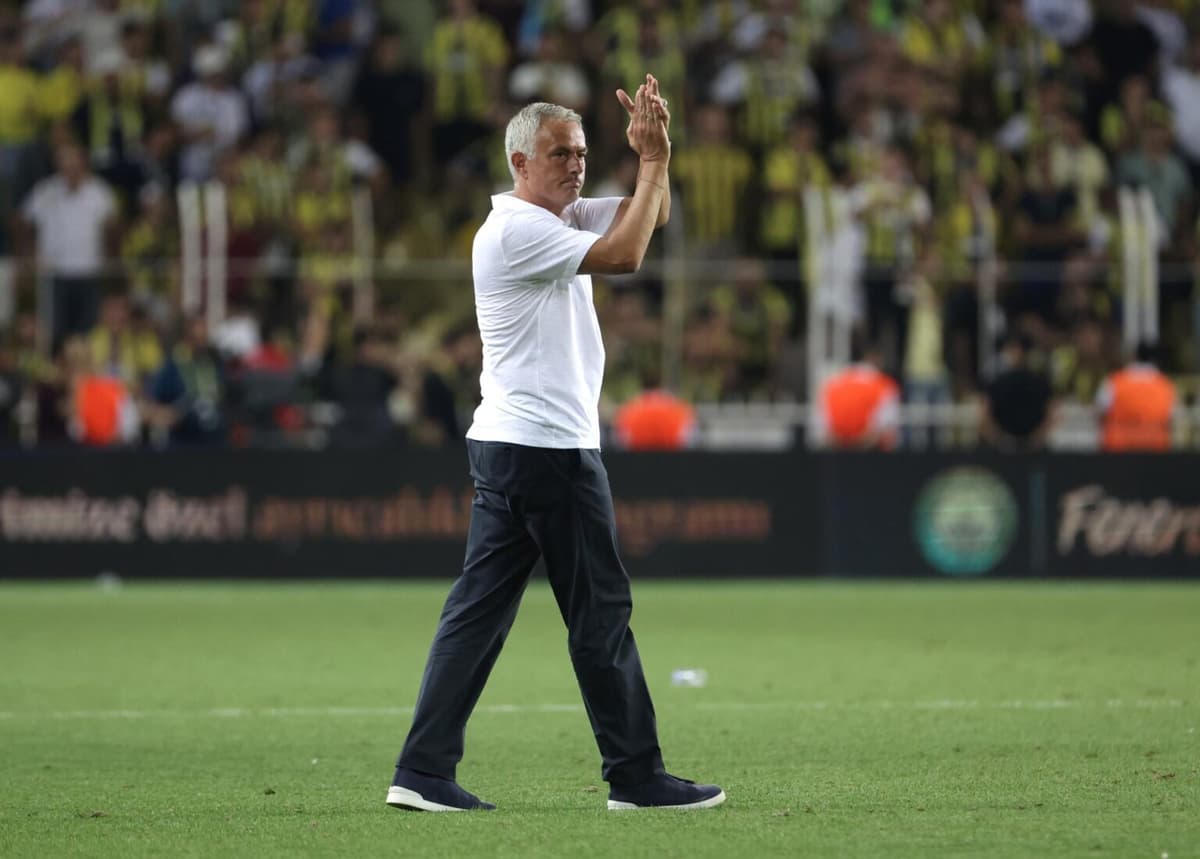 Mourinho, primer batacazo con el Fenerbahce