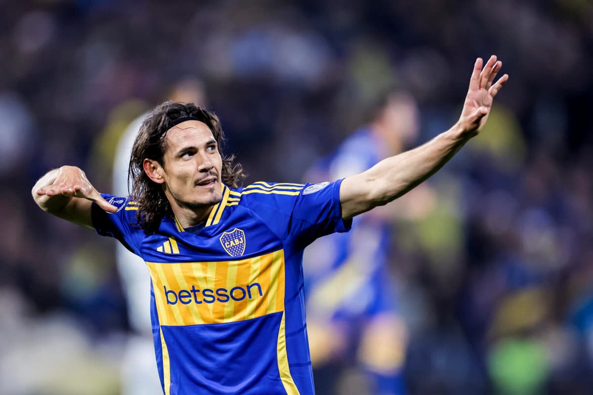 El uruguayo Cavani, baja en Boca Juniors para el Superclásico ante River Plate el domingo