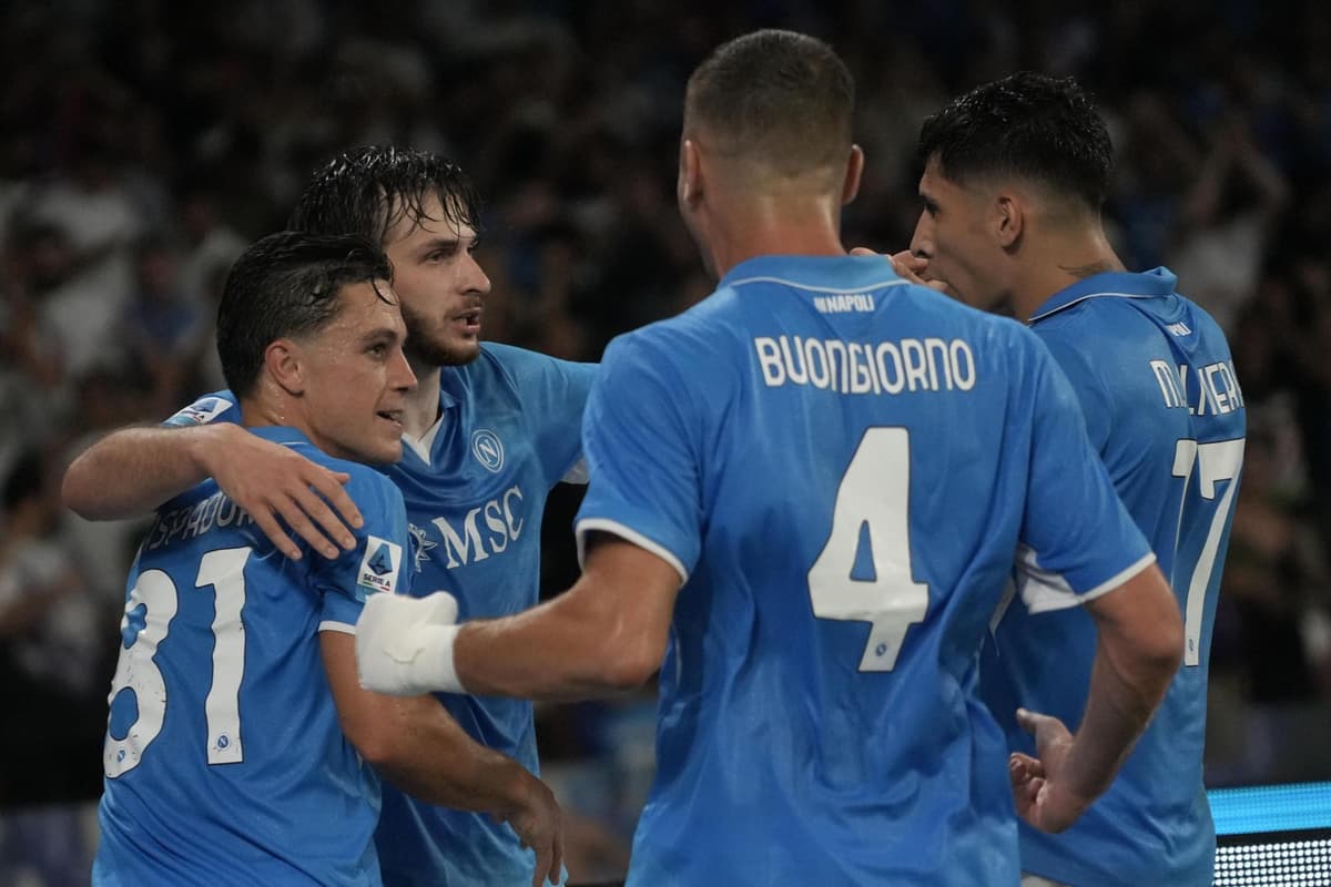 Argentino Simeone sentencia y el Nápoles vuelve a sonreír