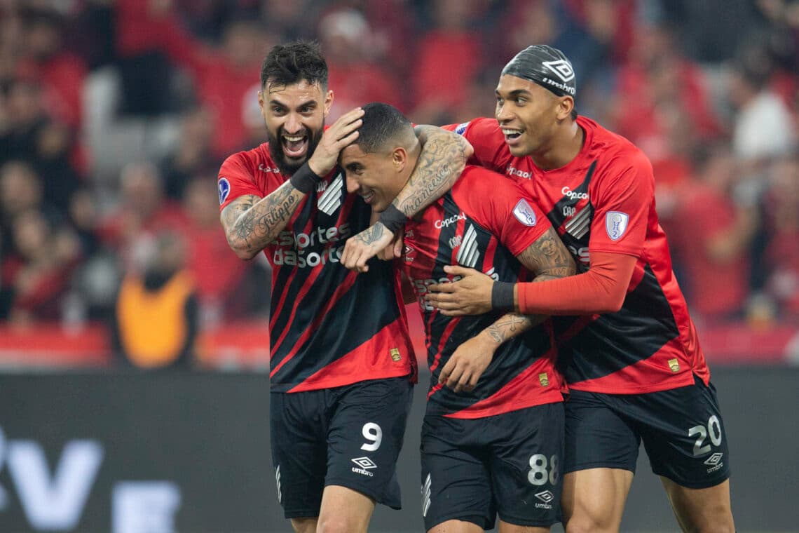 Paranaense baila al ritmo uruguayo
