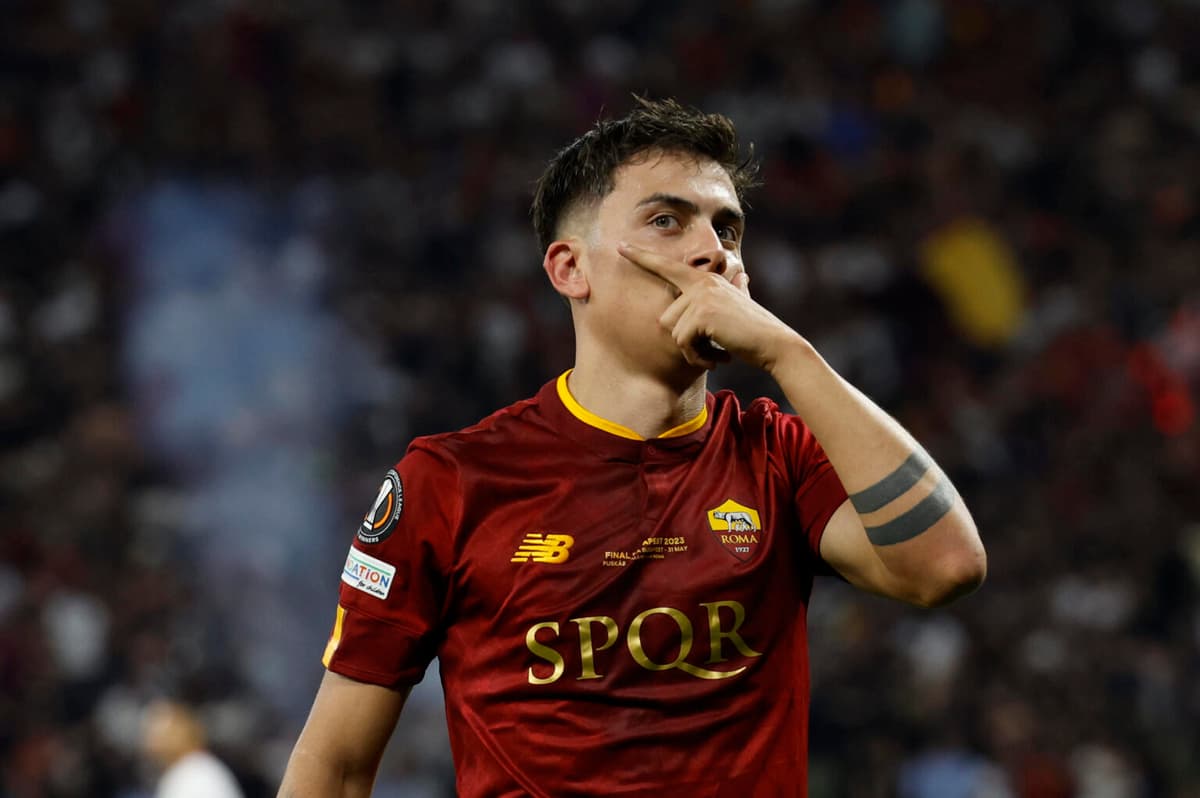 El argentino Dybala se queda en el Roma