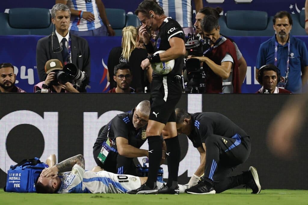 El argentino Messi, excluido por lesión de lista para eliminatorias en la que entra Giuliano Simeone