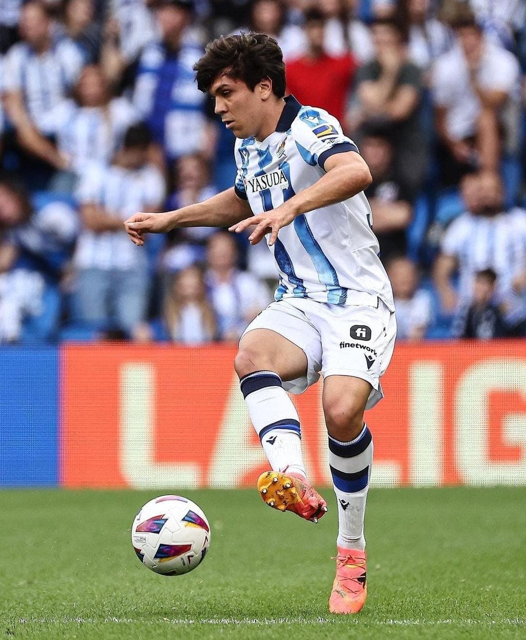 Venezolano Jon Aramburu fue alternativa en arranque de Europa League