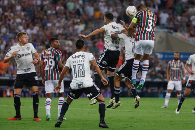 1-0. Brasileño Lima desatasca al campeón en el Maracaná