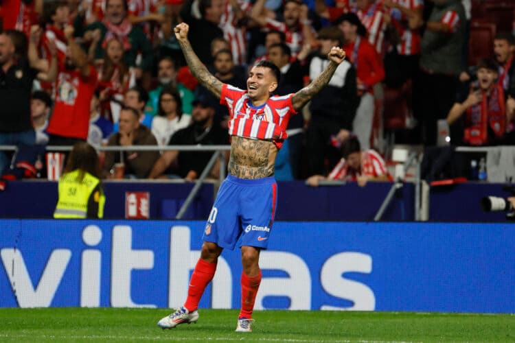 Argentino Ángel Correa deja en tablas el derbi y minimiza el pinchazo del Barça