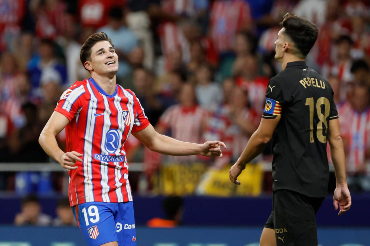 El Atlético exhibe fichajes