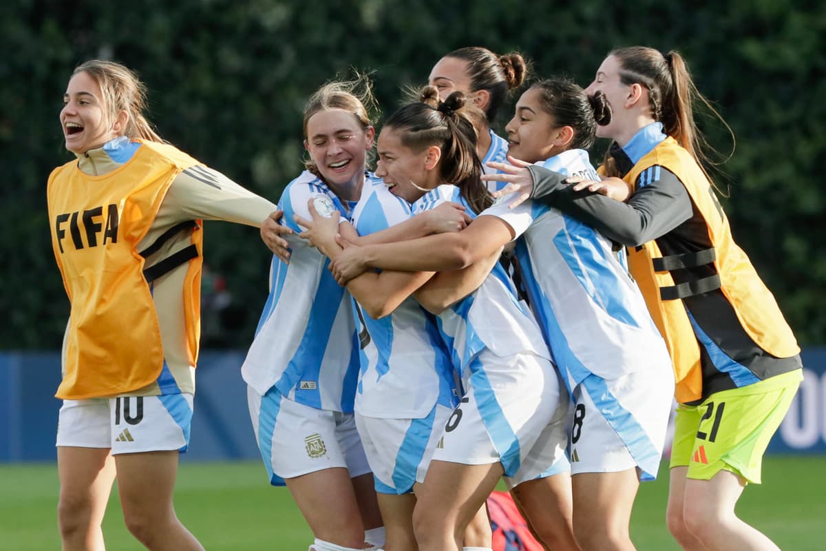 Argentina se instala en octavos del Mundial Femenino