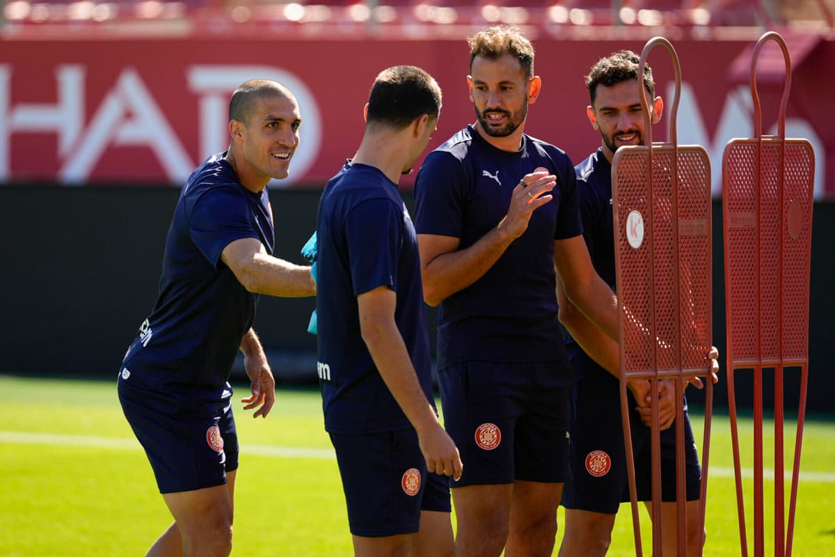 Míchel: «Claro que podemos repetir la victoria ante el Barça»