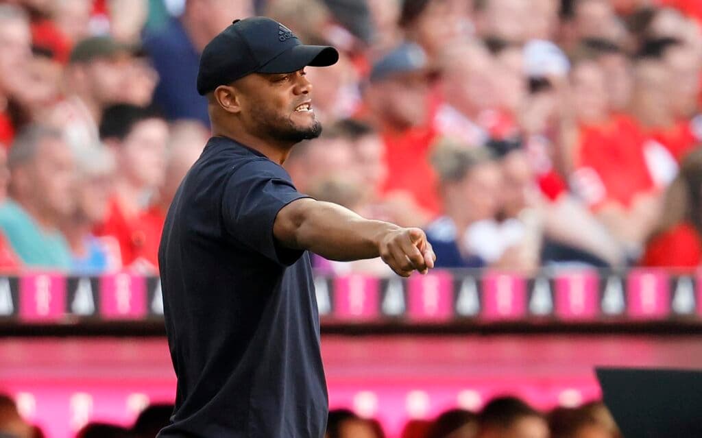 Leverkusen y Bayern miden sus fuerzas en el gran duelo de aspirantes a la Bundesliga