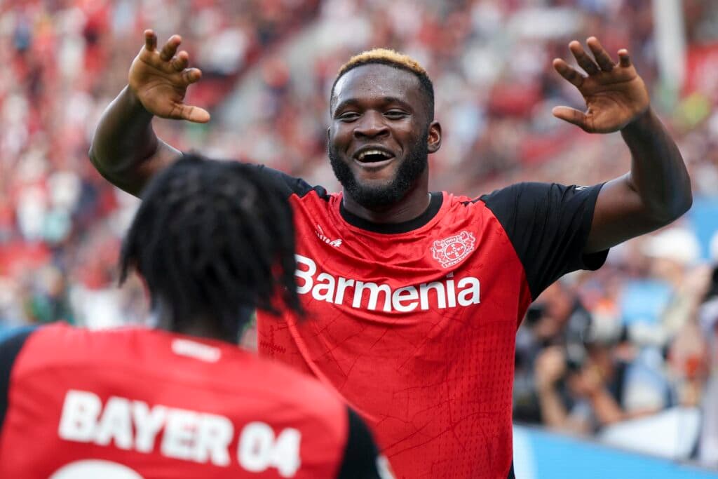 4-3. Ecuatoriano Hincapie y Boniface obran otro ‘milagro’