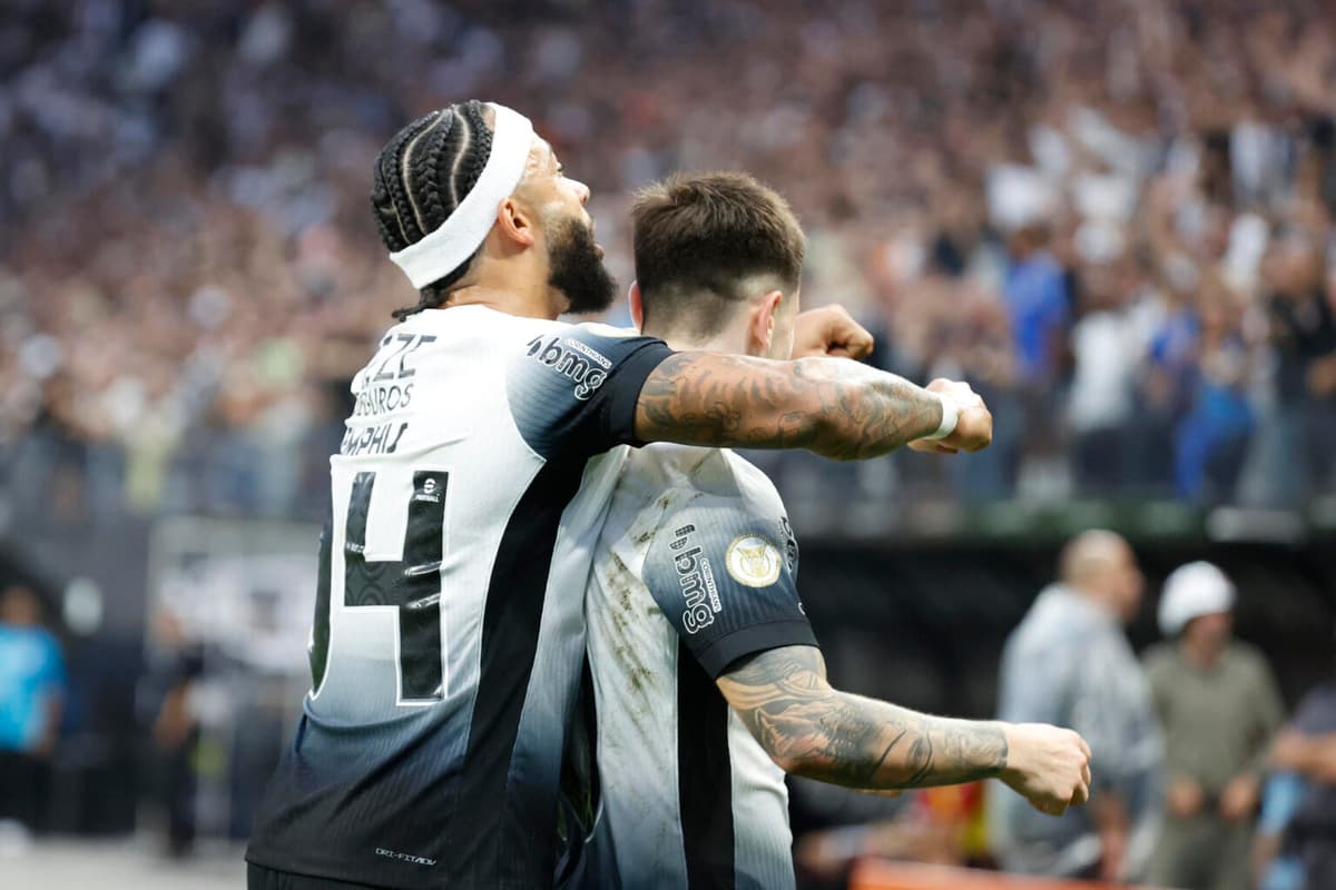 Palmeiras y Corinthians se miden en un clásico con toque argentino