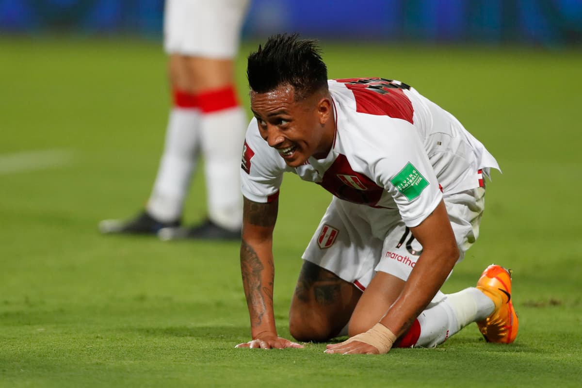 El Cienciano reincorpora al peruano Christian Cueva a pesar de la denuncia por violencia de género