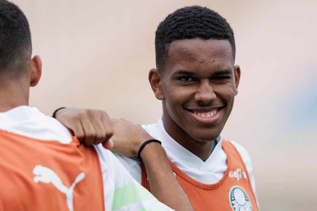 Estevão, el primero en concentrarse con Brasil, feliz por jugar con futbolistas que admira