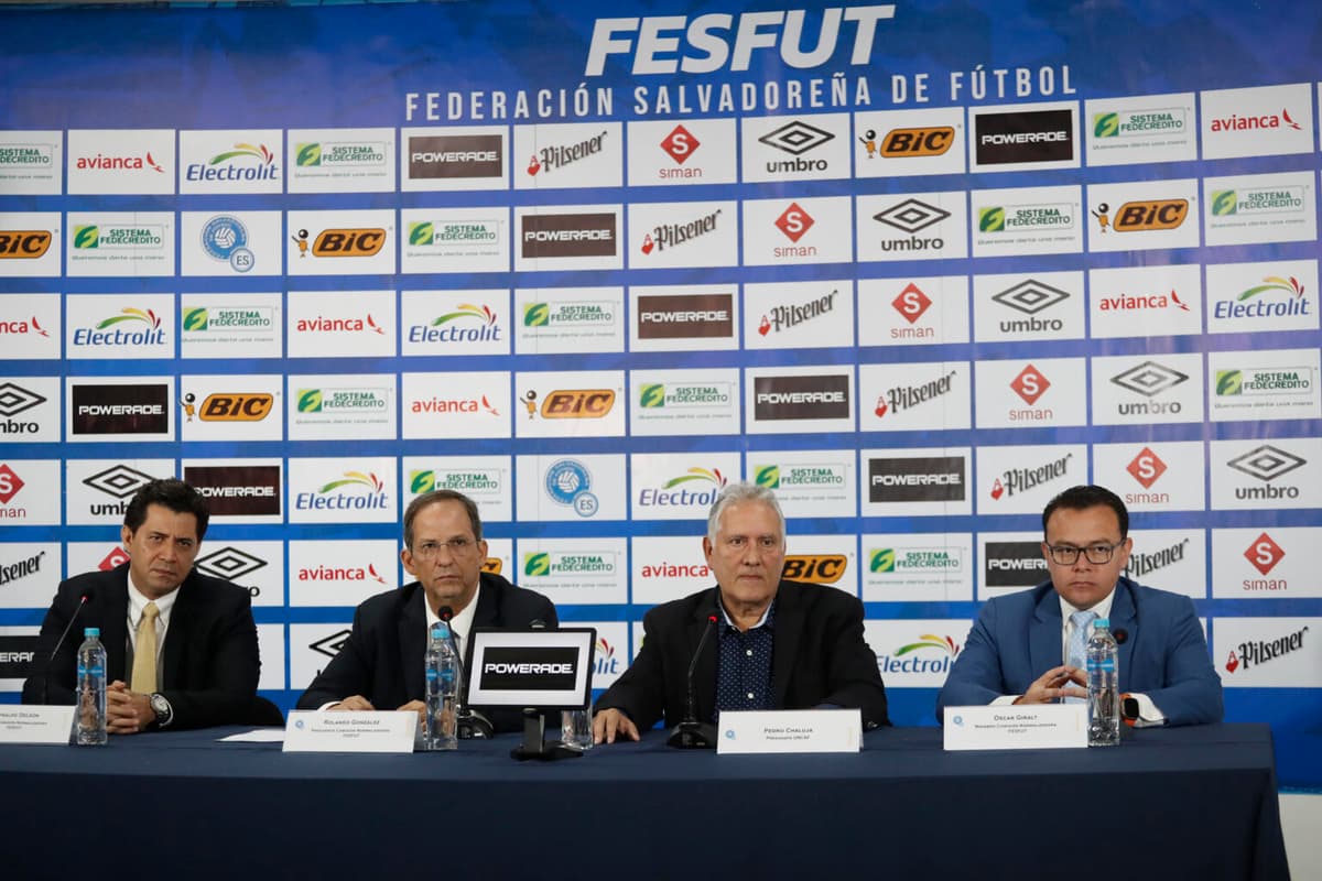 La FIFA envía a El Salvador una nueva comisión para «recuperar el fútbol salvadoreño»