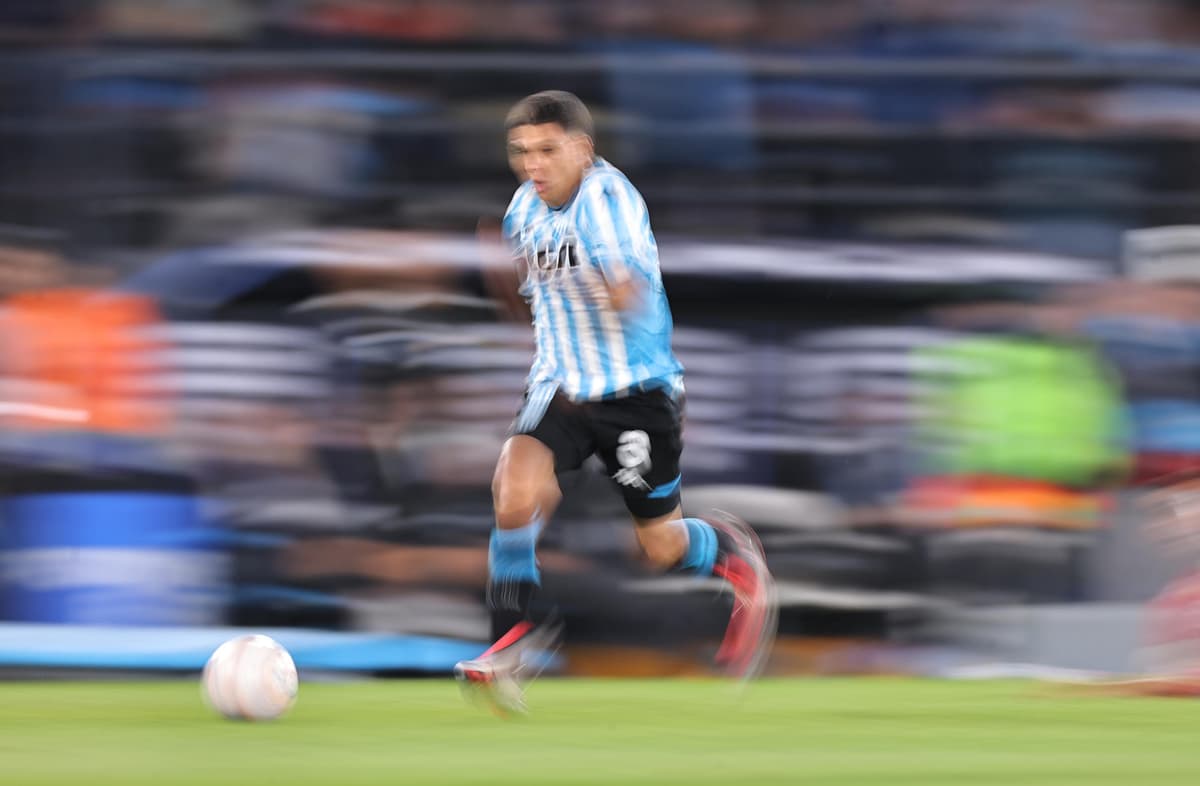 4-1. Racing golea al Athletico Paranaense para sellar su pase a la semifinal