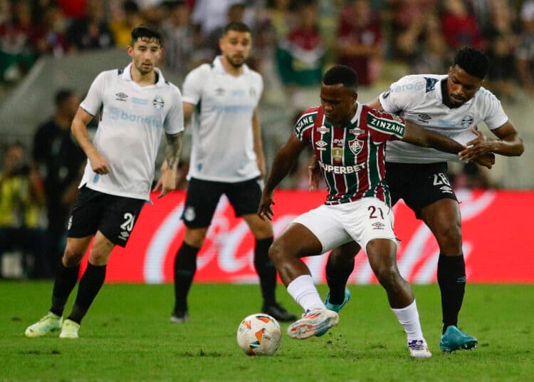 Un Fluminense en horas bajas confía en garantizar ante el Mineiro su pase a semifinales