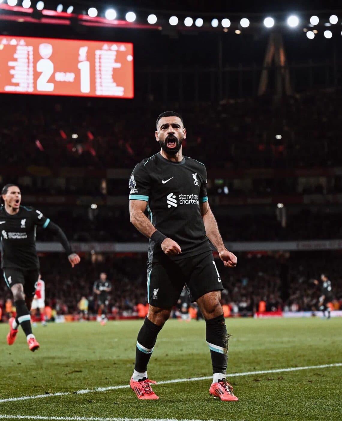 Luis Díaz y Darwin Núñez brillan con asistencias en Premier League