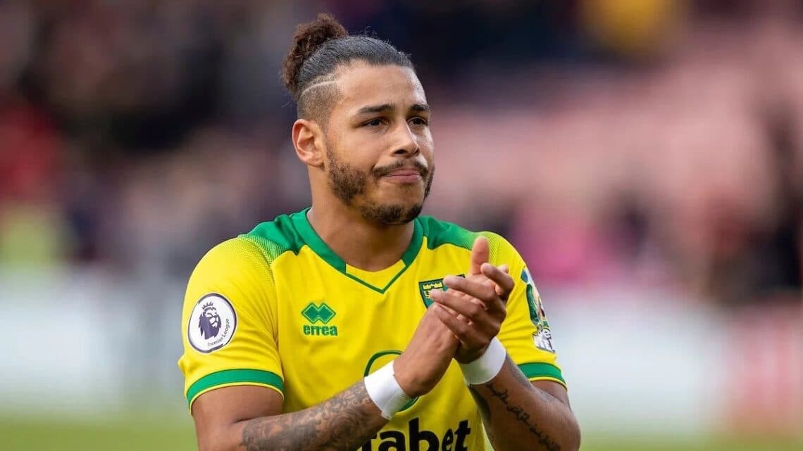 Cubano Hernández, supera los 200 juegos en Inglaterra en el banco de suplentes