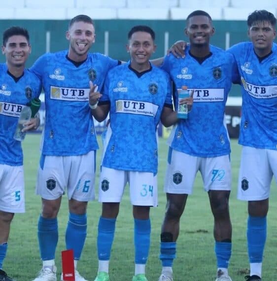 Extranjeros Passira y Pasadore lideran tabla de goleo en Bolivia