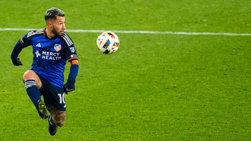Argentino Asad le dio la victoria a Cincinnati