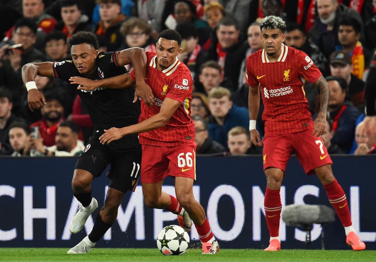 Latinos del Liverpool aceleran, y el Atalanta de brasileño Ederson vuela