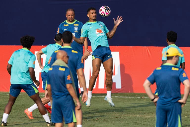 Igor Jesus, delantero del Botafogo, será el 9 de Brasil contra la selección chilena