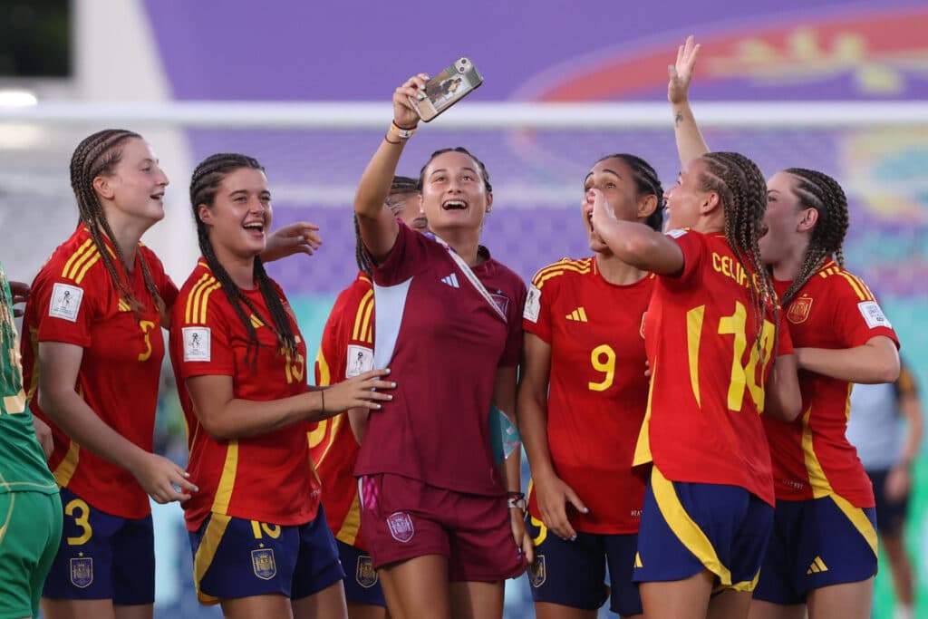 Inglaterra busca sorprender a una imparable España en las semifinales del Mundial Sub-17