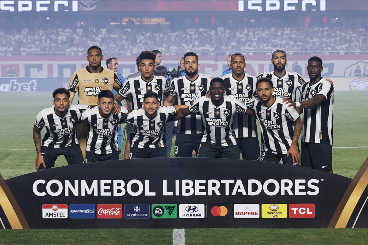 Botafogo intenta poner rumbo a su primera Libertadores ante un Peñarol que busca la sexta