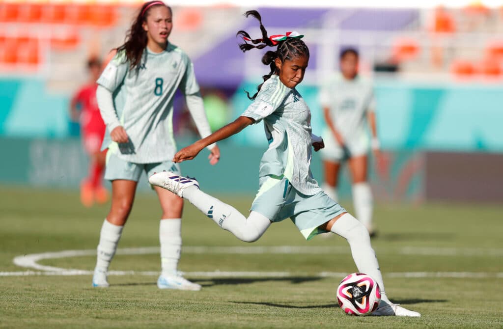 4-1. México sufre y Choe Rim Jong se deleita con un triplete